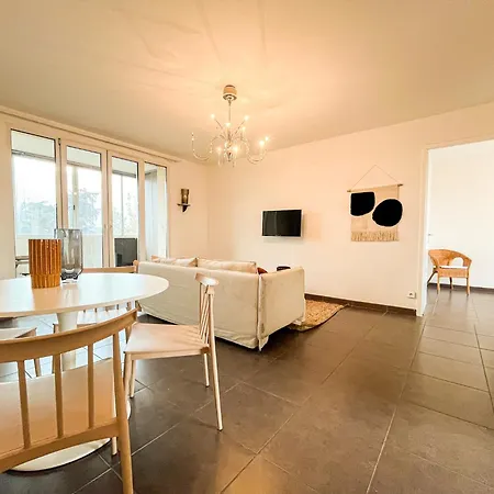 Apartment Republique *